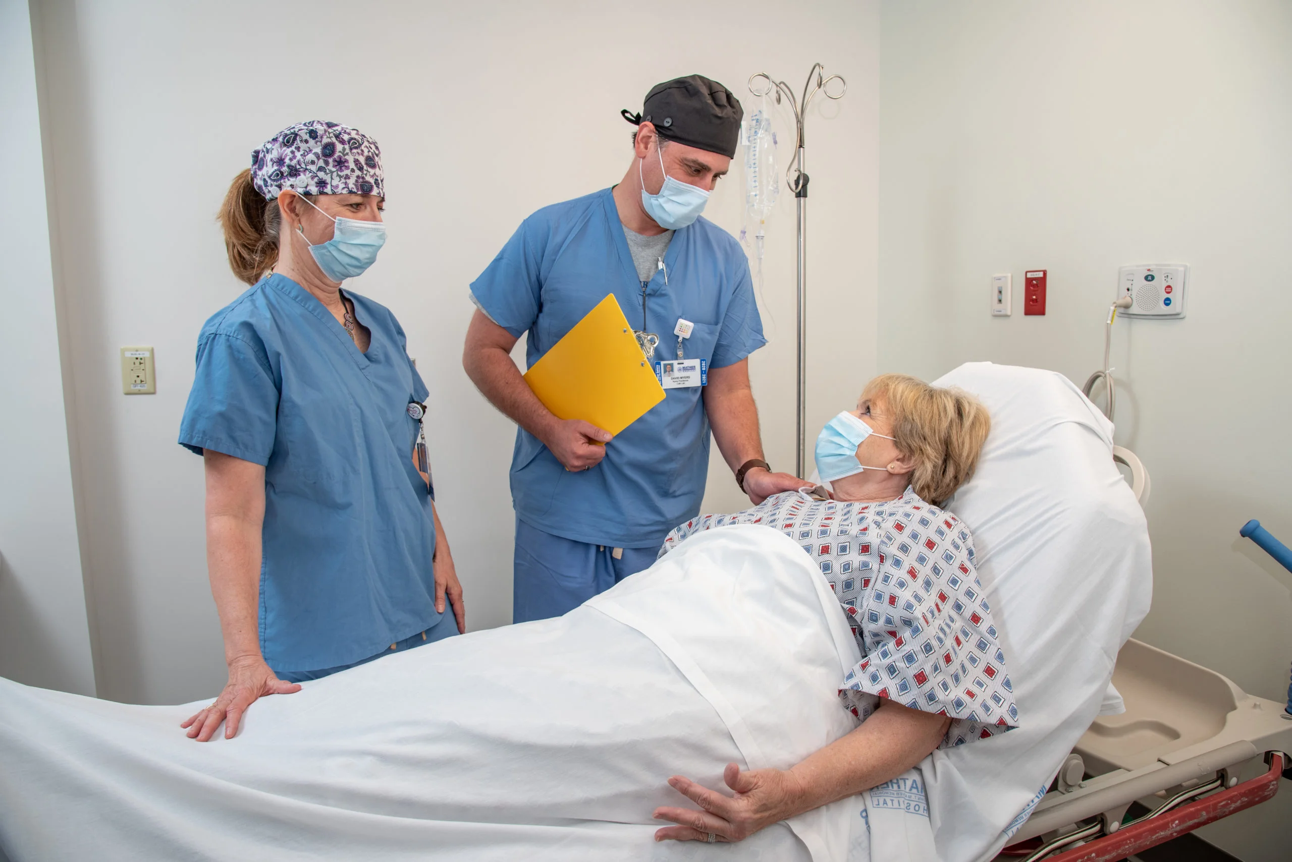Read more about the article Post-Surgery Recovery: Why Home Care After Surgery is the Best Option